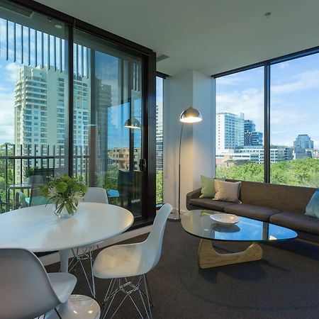 Wyndel Apartments - St Kilda Views Melbourne Exteriör bild