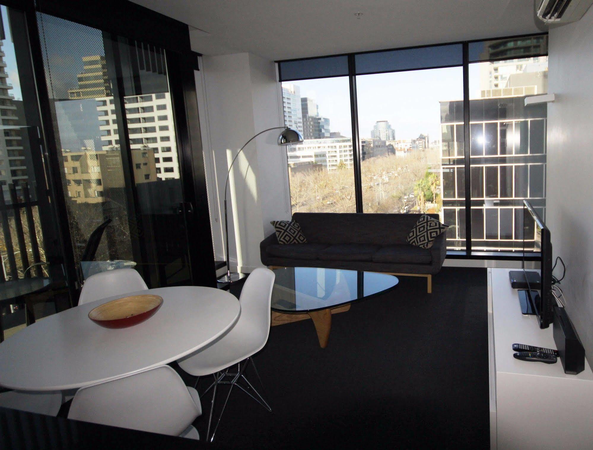 Wyndel Apartments - St Kilda Views Melbourne Exteriör bild
