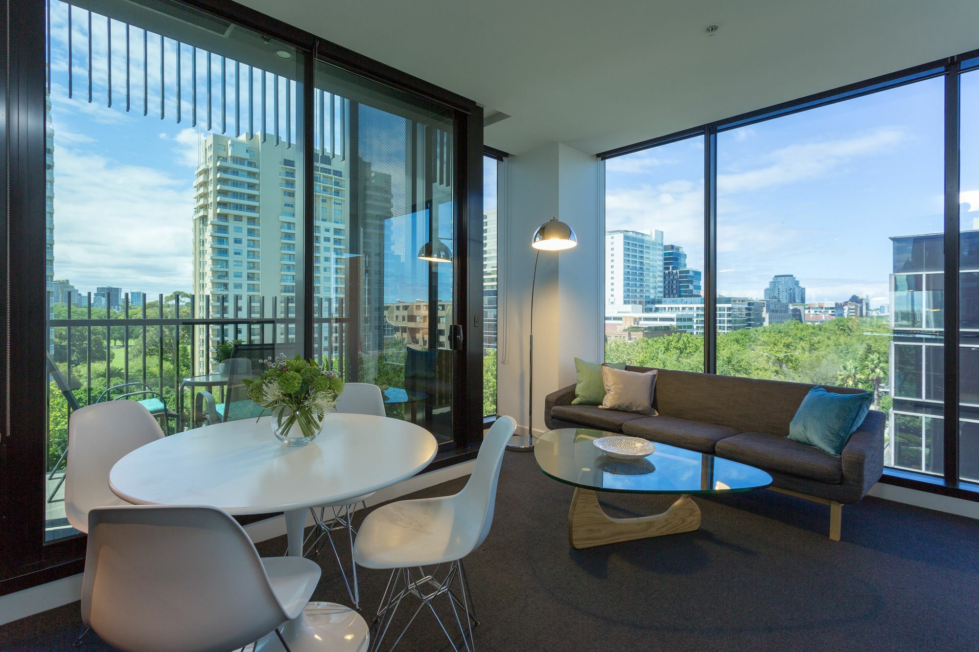 Wyndel Apartments - St Kilda Views Melbourne Exteriör bild