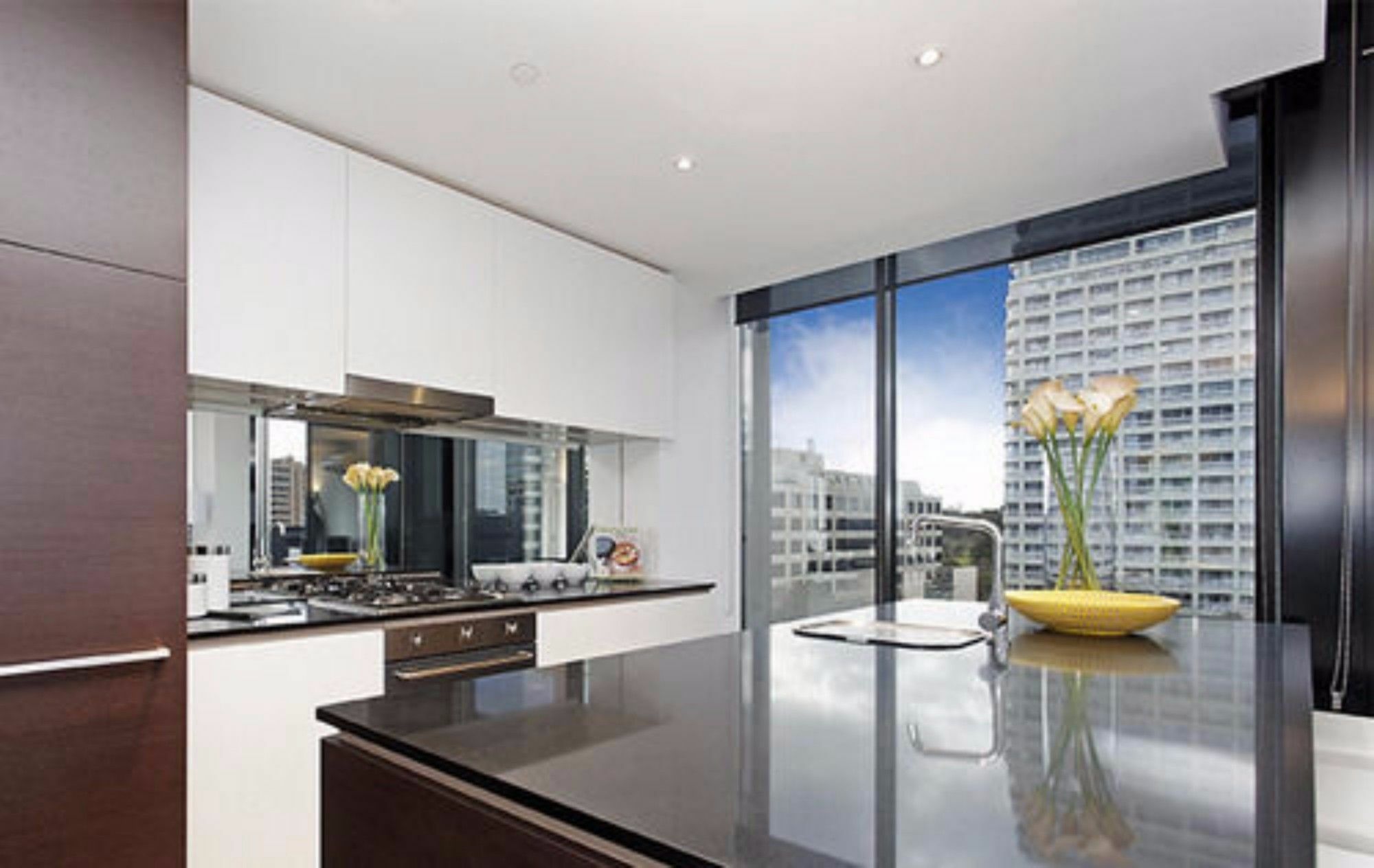 Wyndel Apartments - St Kilda Views Melbourne Exteriör bild
